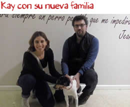 Kay con su nueva familia Kay con su nueva familia