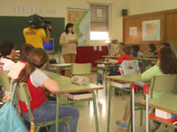 .. en las escuelas .. en las escuelas